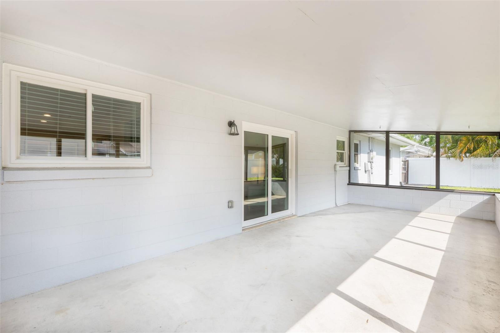 624 DUNRAVEN DR