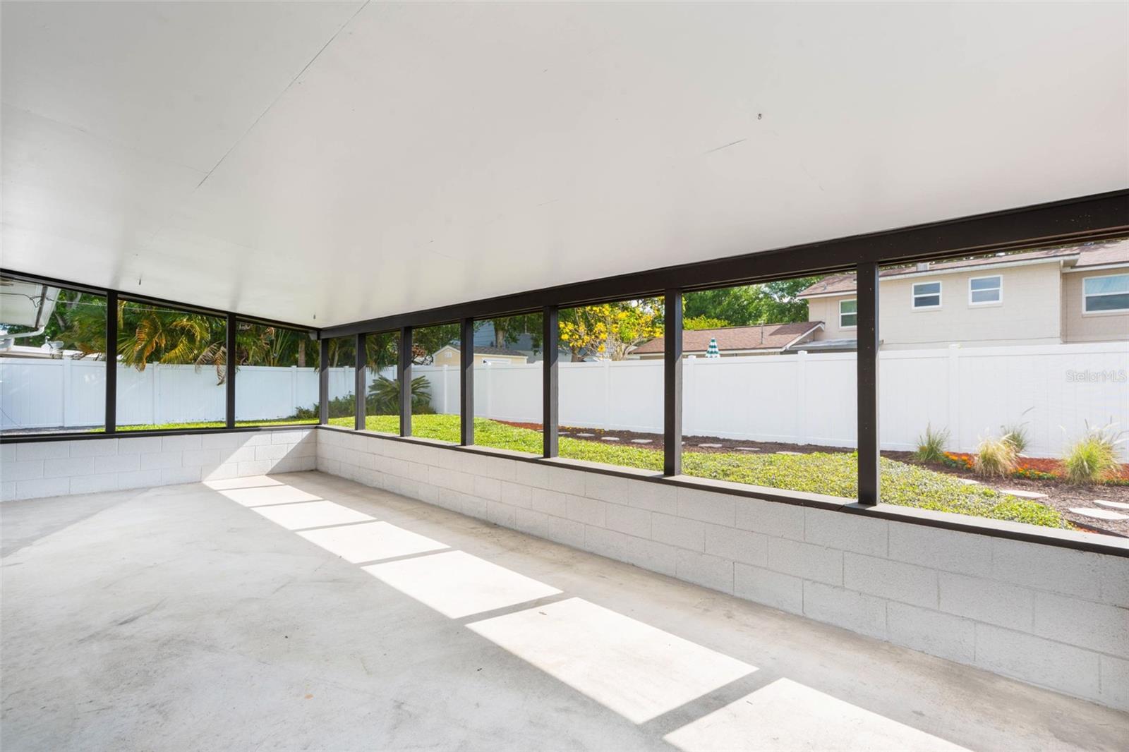 624 DUNRAVEN DR