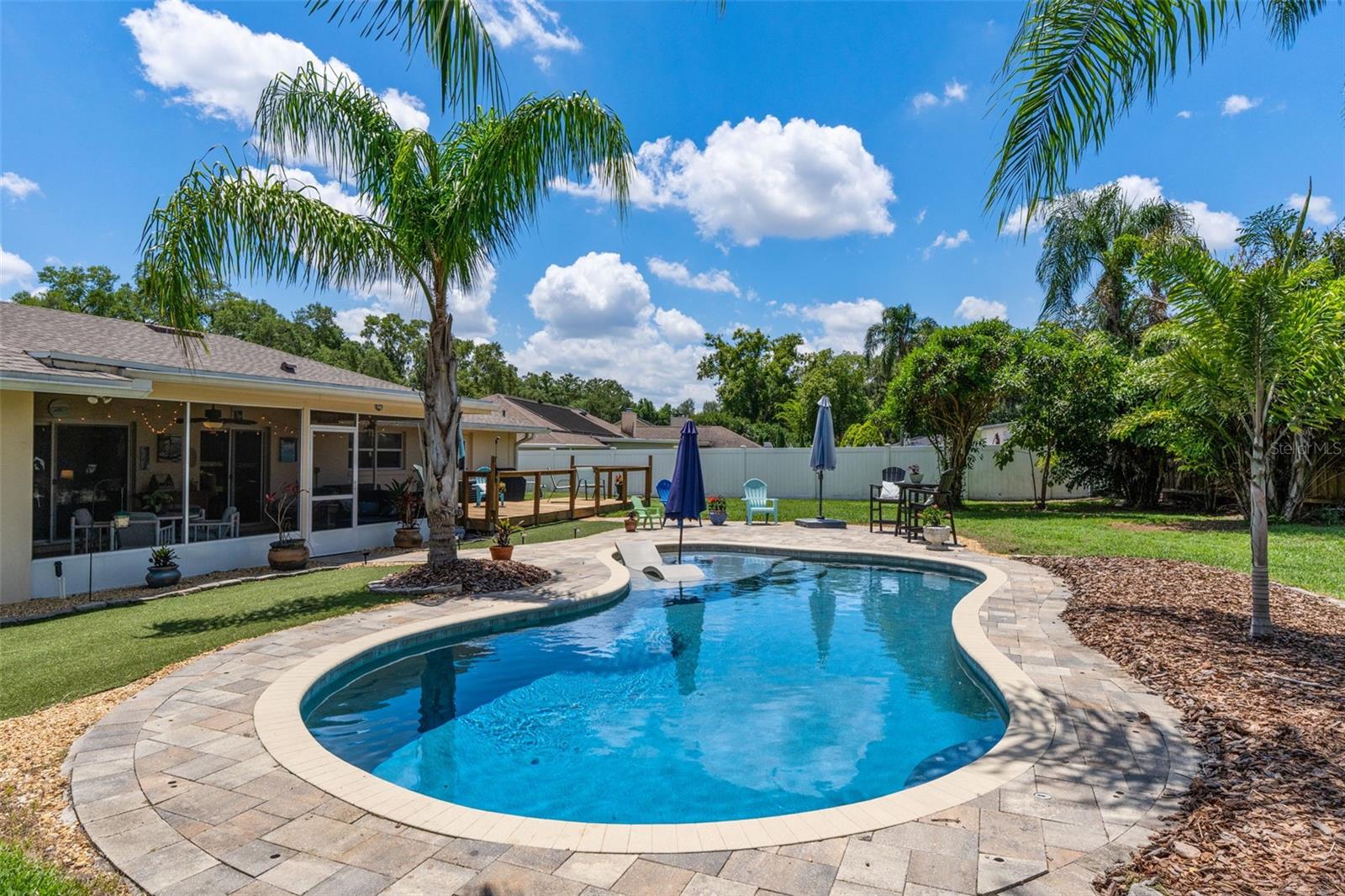986 STONEWOOD LN