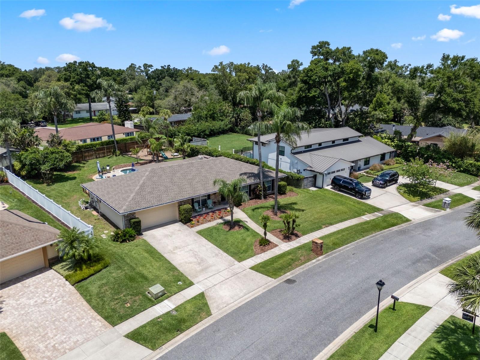 986 STONEWOOD LN