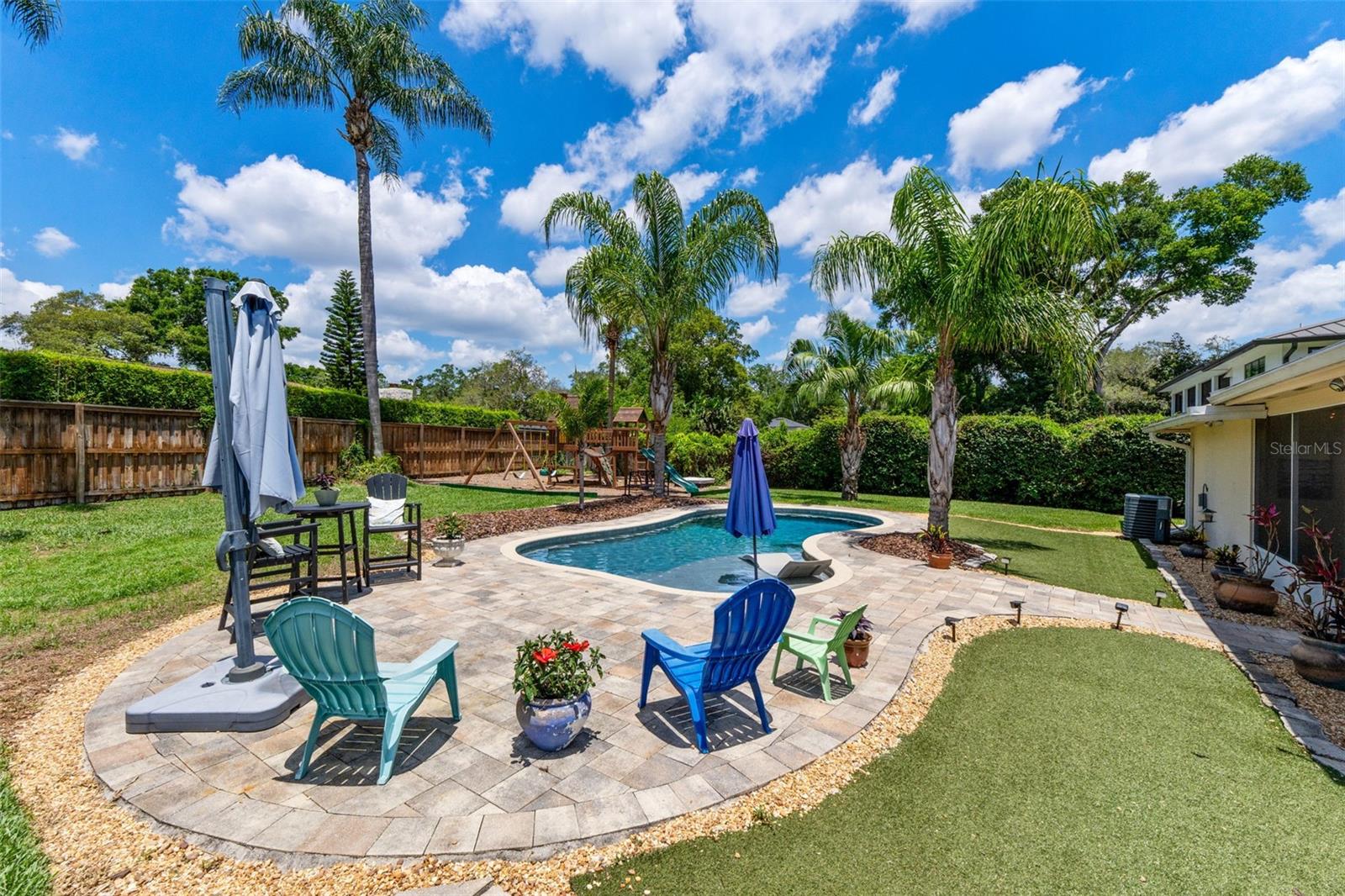 986 STONEWOOD LN
