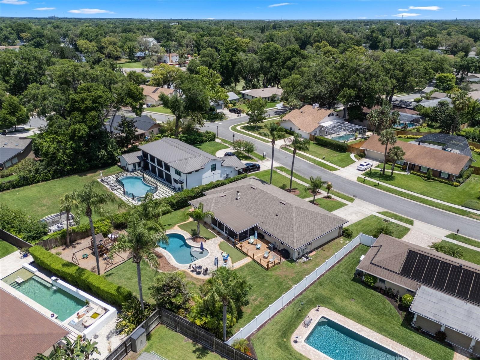 986 STONEWOOD LN