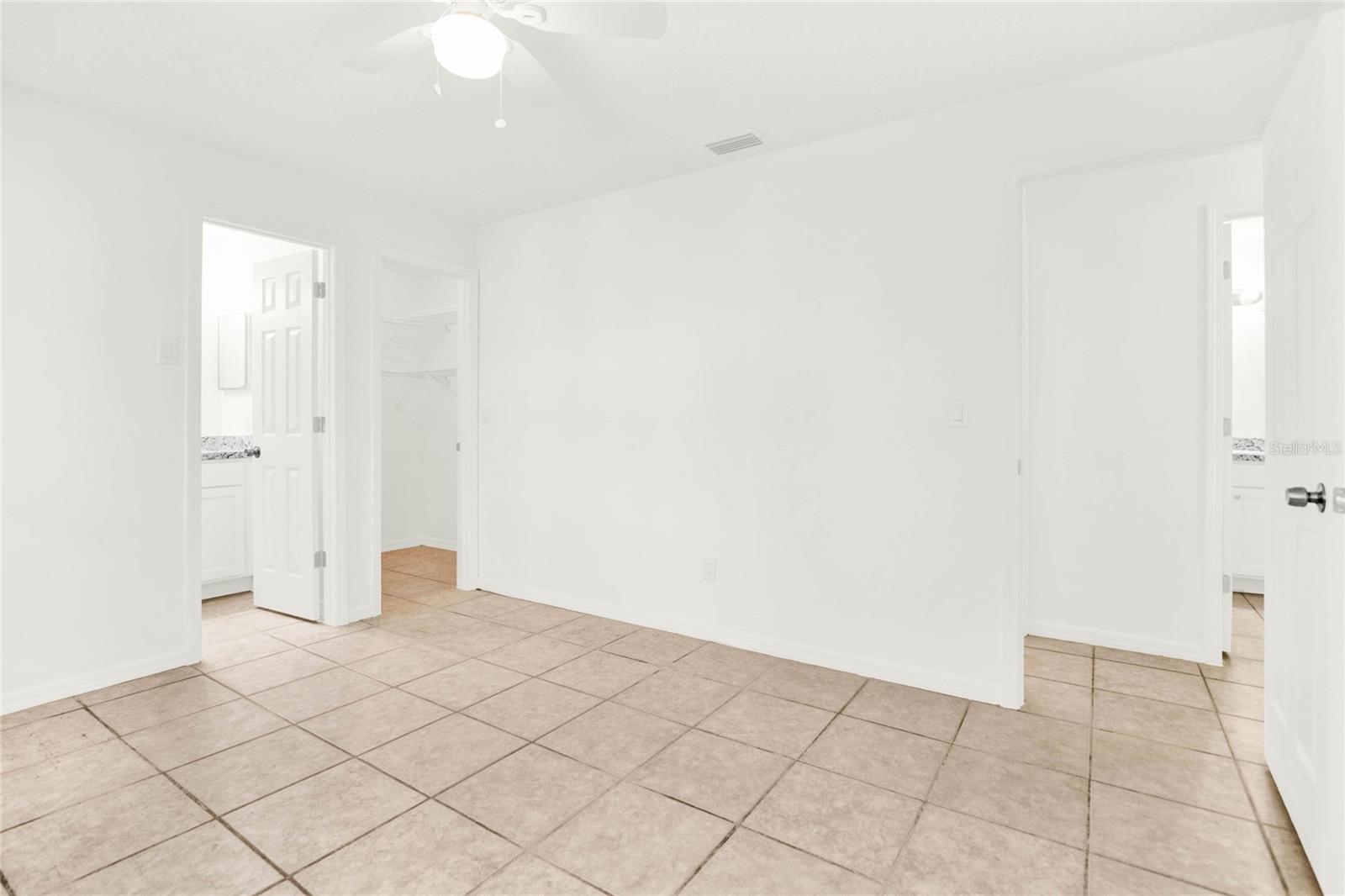 2417 CEDAR AVE