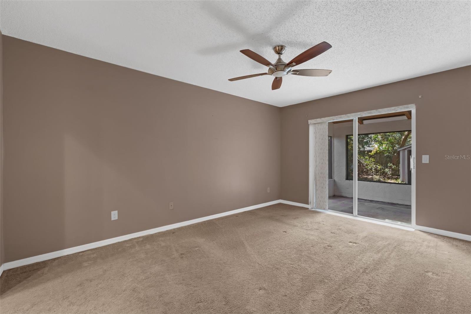 817 BIG BUCK CIR