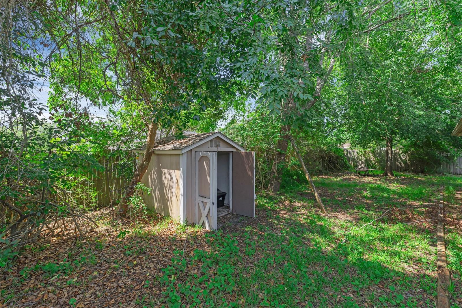 817 BIG BUCK CIR
