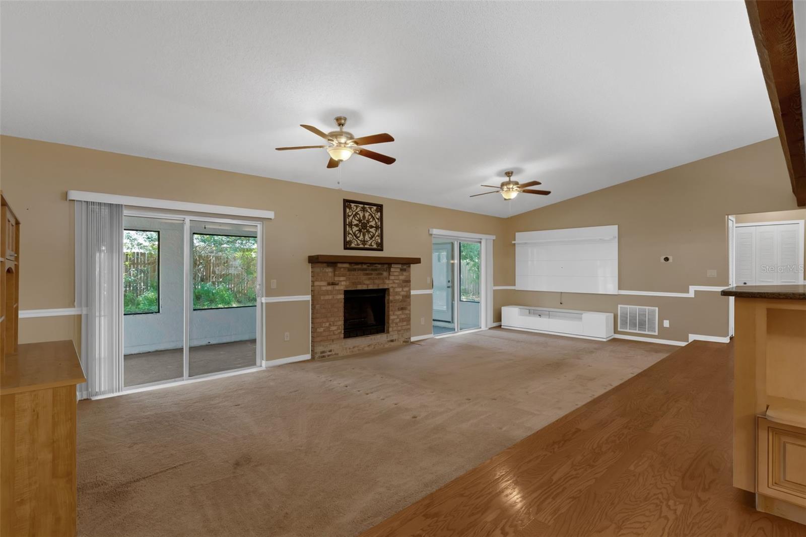 817 BIG BUCK CIR