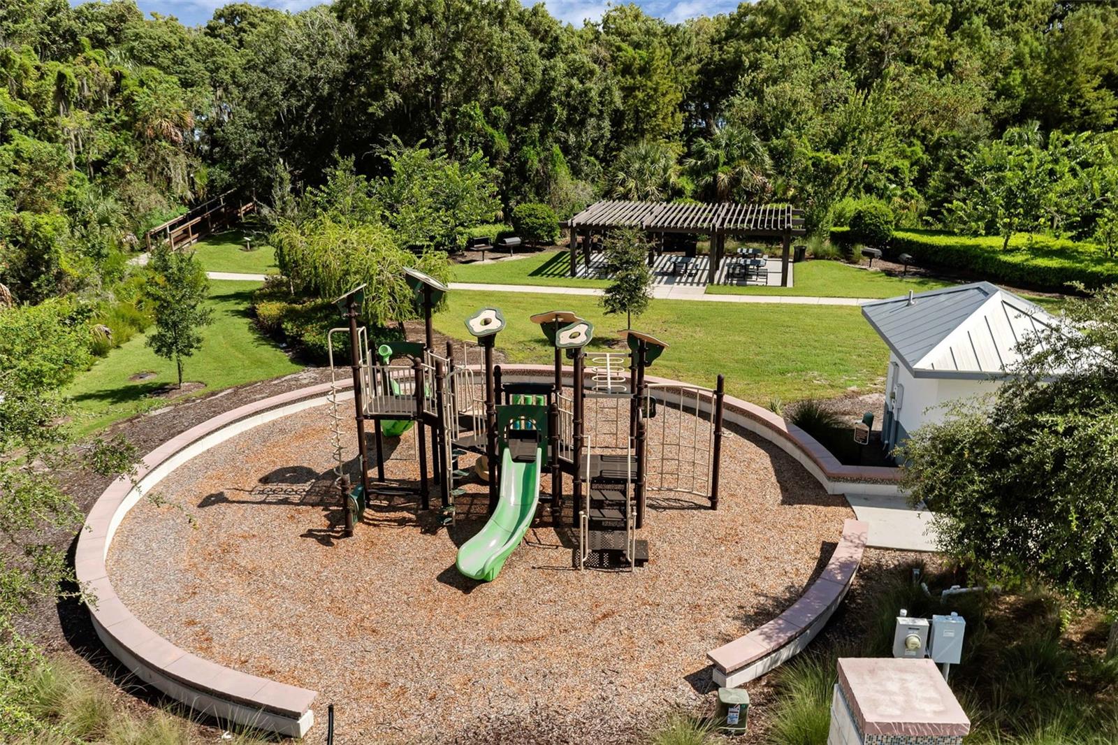 2087 LAURELWOOD WAY