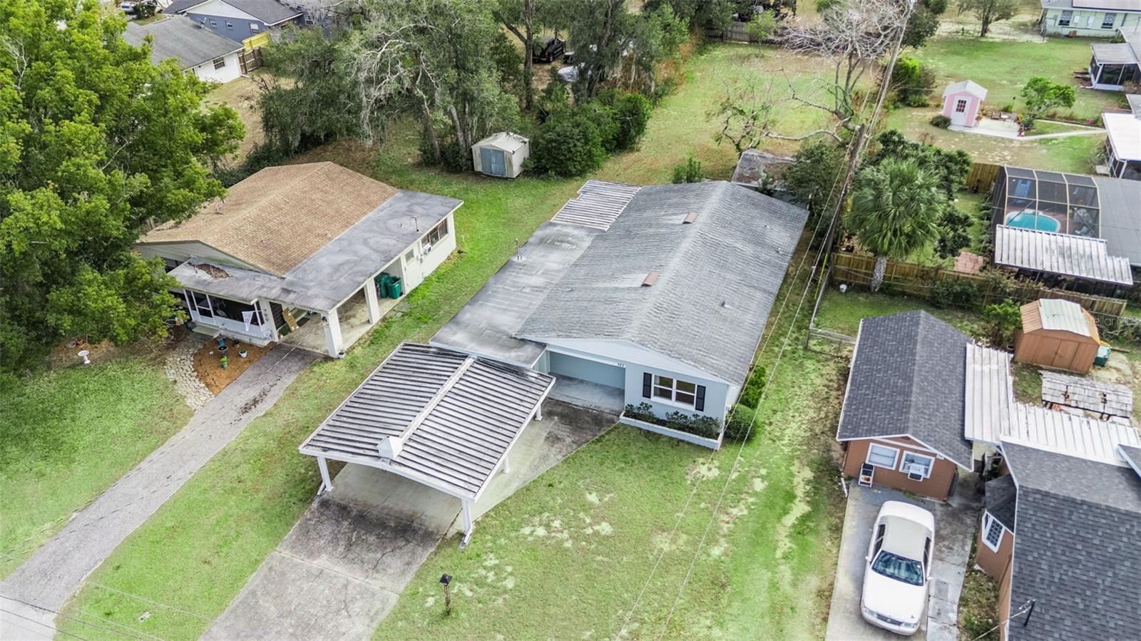 822 POINSETTIA DR