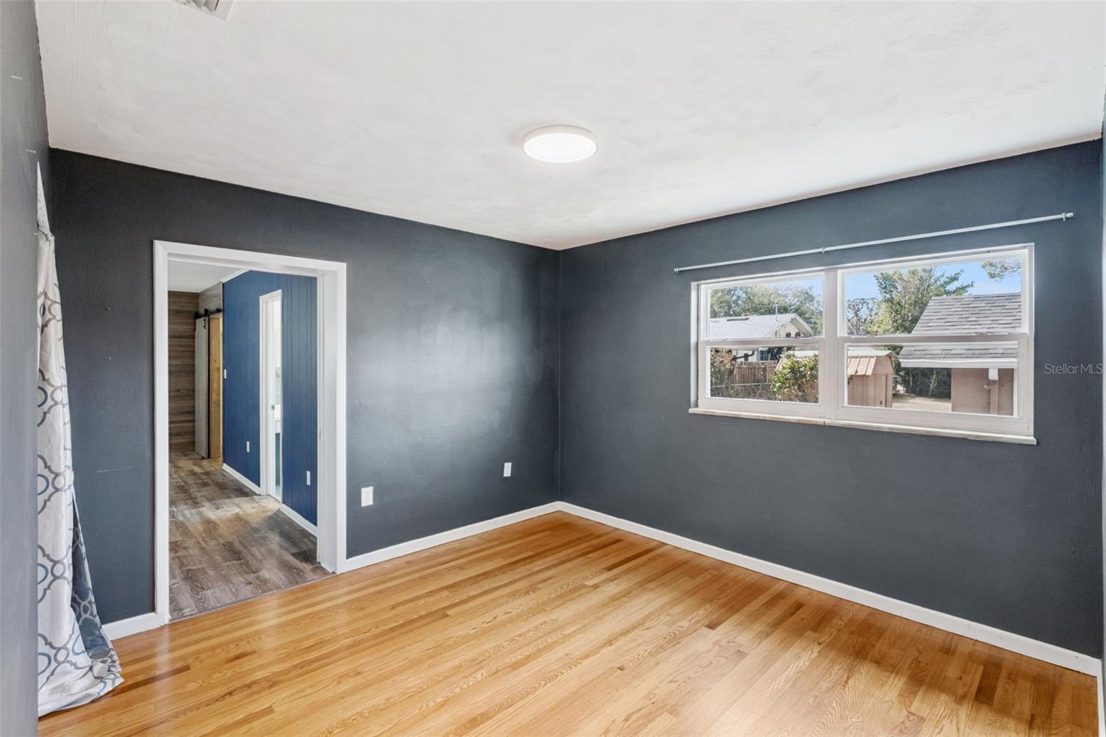 822 POINSETTIA DR
