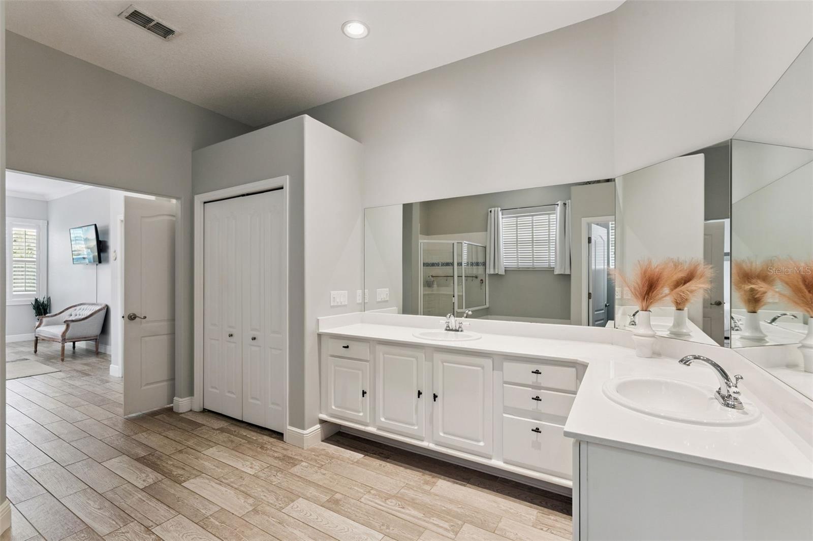 2922 WILLOW BAY TER