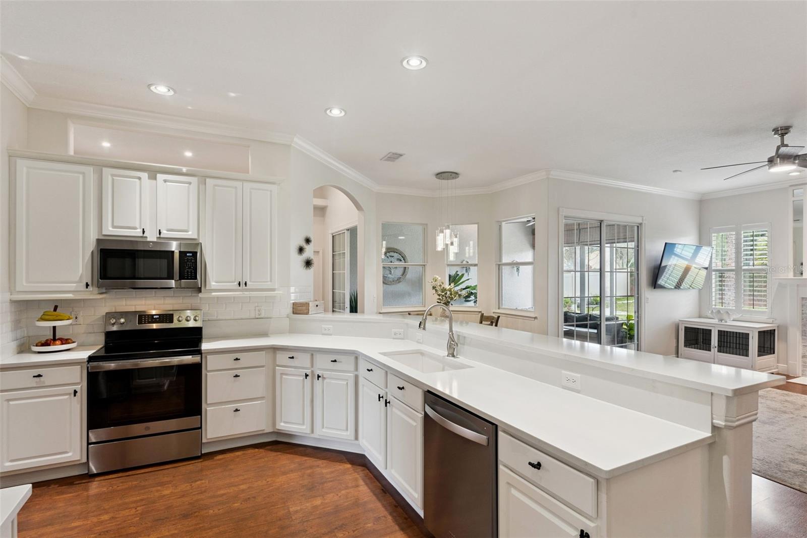2922 WILLOW BAY TER