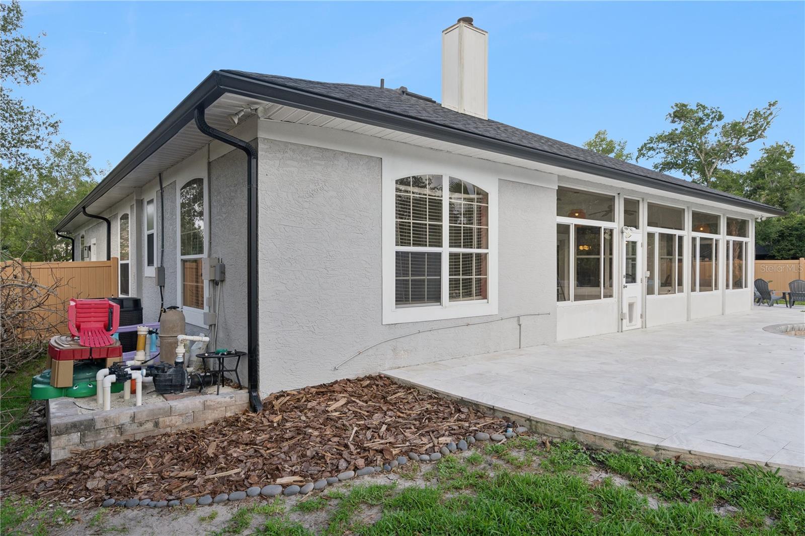 987 AUTUMN GLEN LN