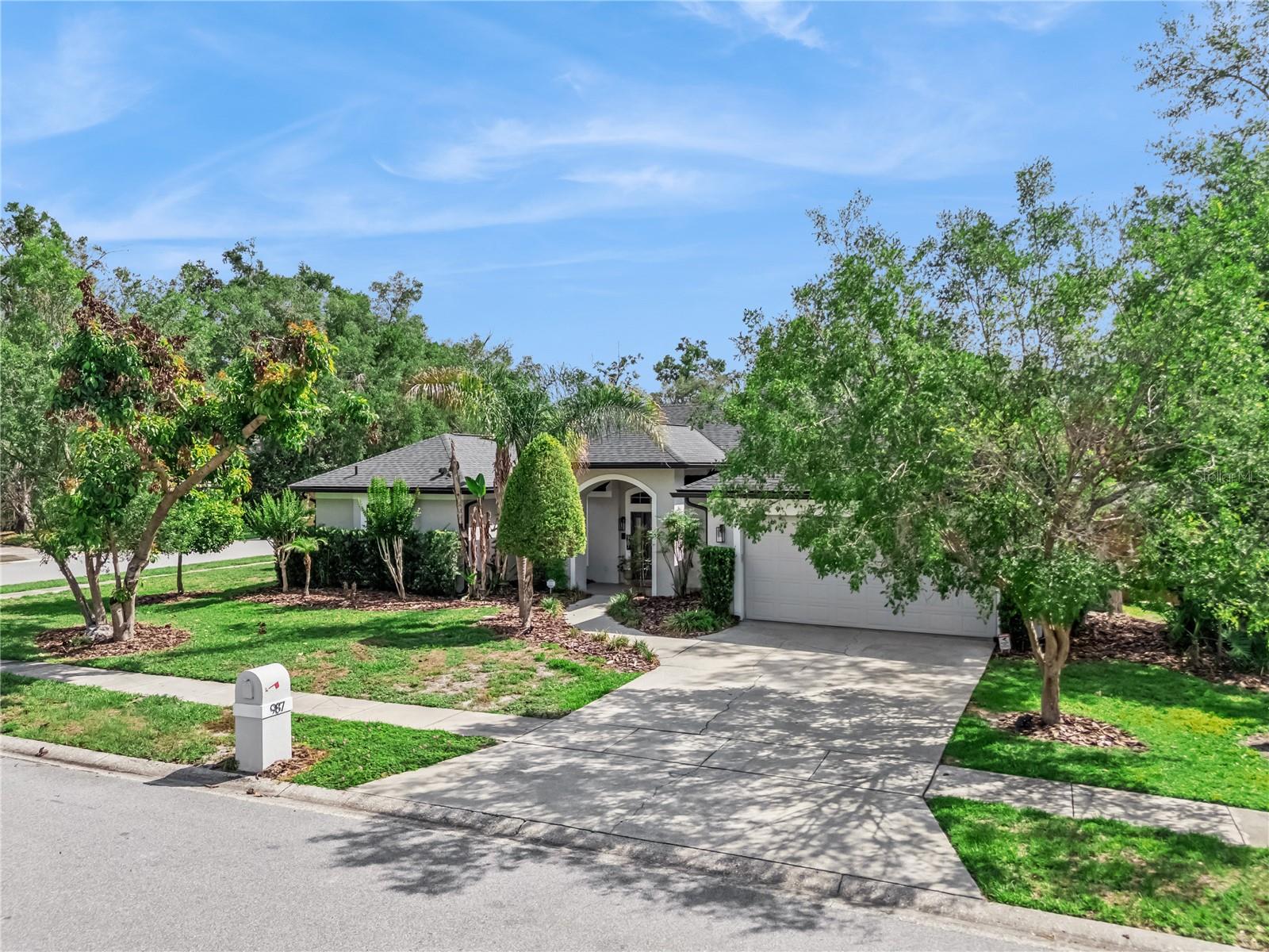 987 AUTUMN GLEN LN