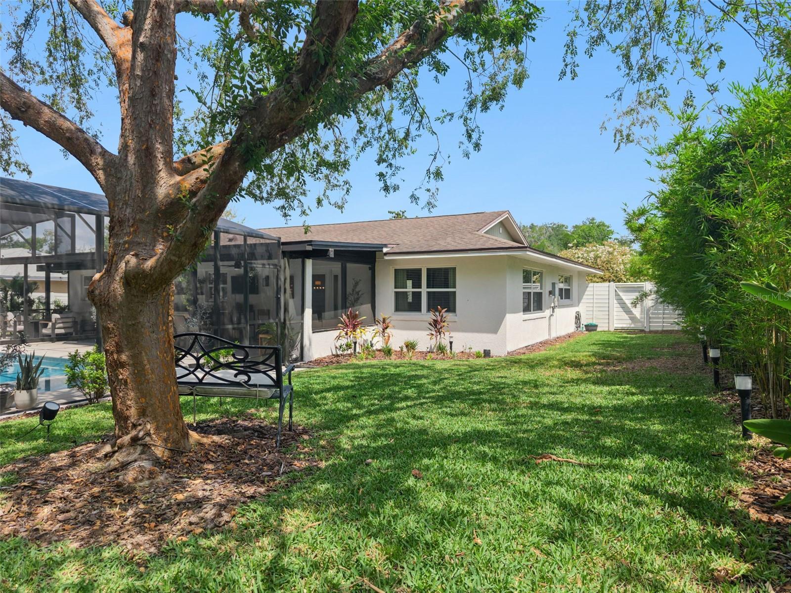 8156 CARAWAY DR