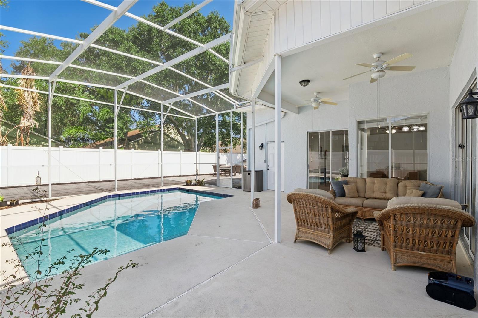 1017 TURTLE CREEK DR