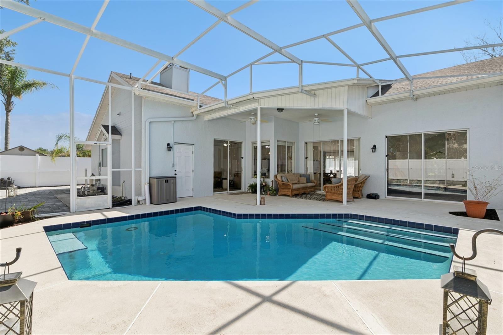 1017 TURTLE CREEK DR