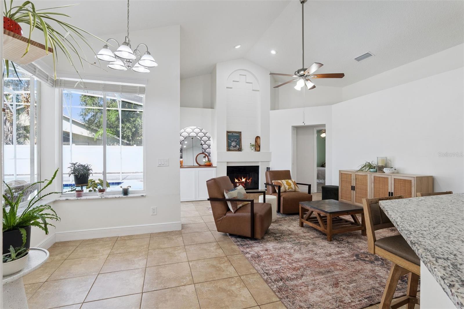 1017 TURTLE CREEK DR