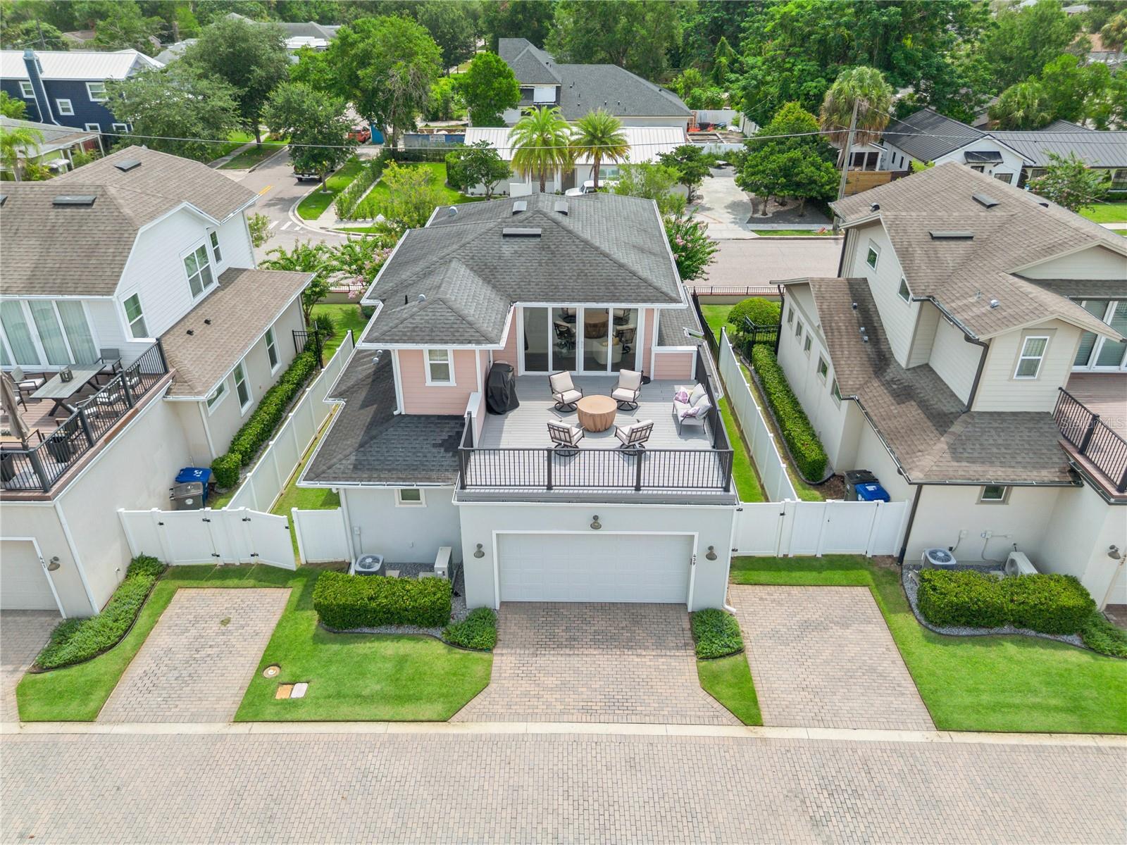 439 N CAPEN AVE