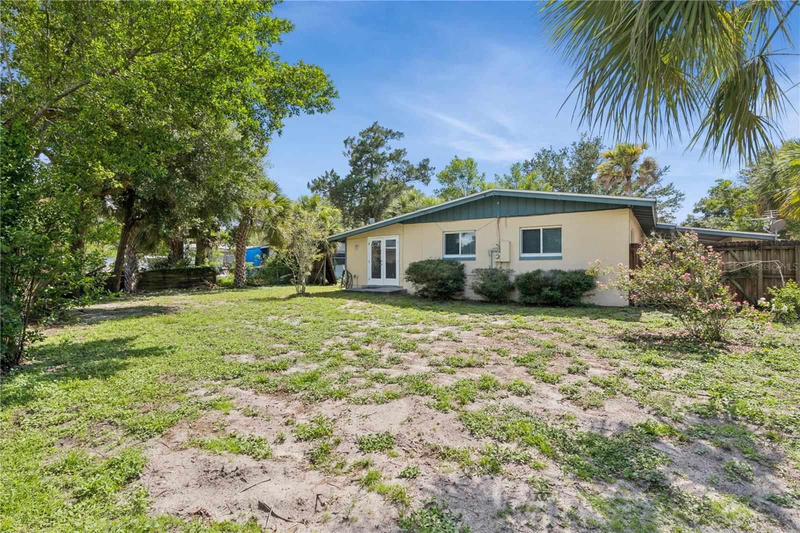 508 DUNBLANE DR