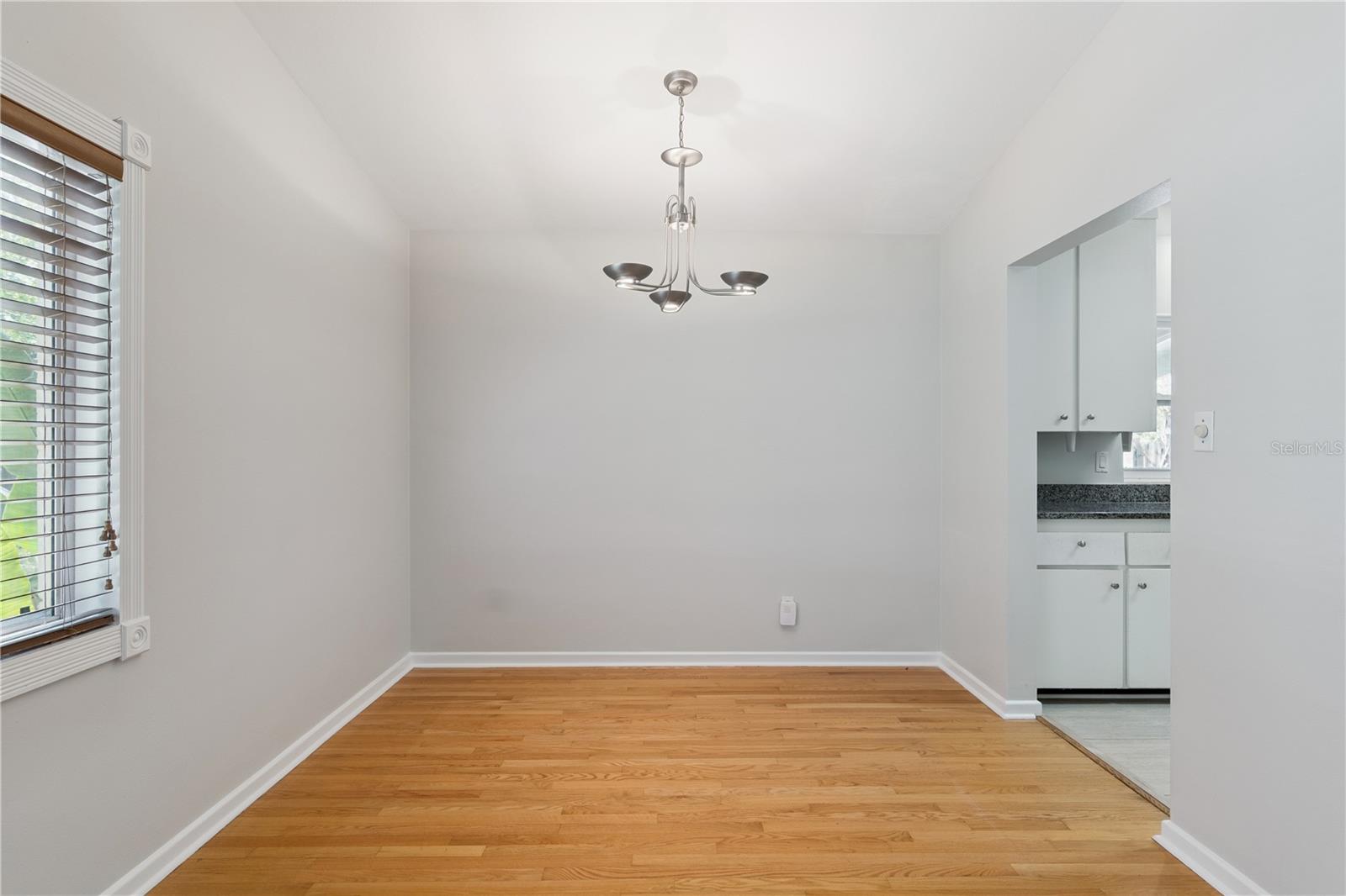 508 DUNBLANE DR