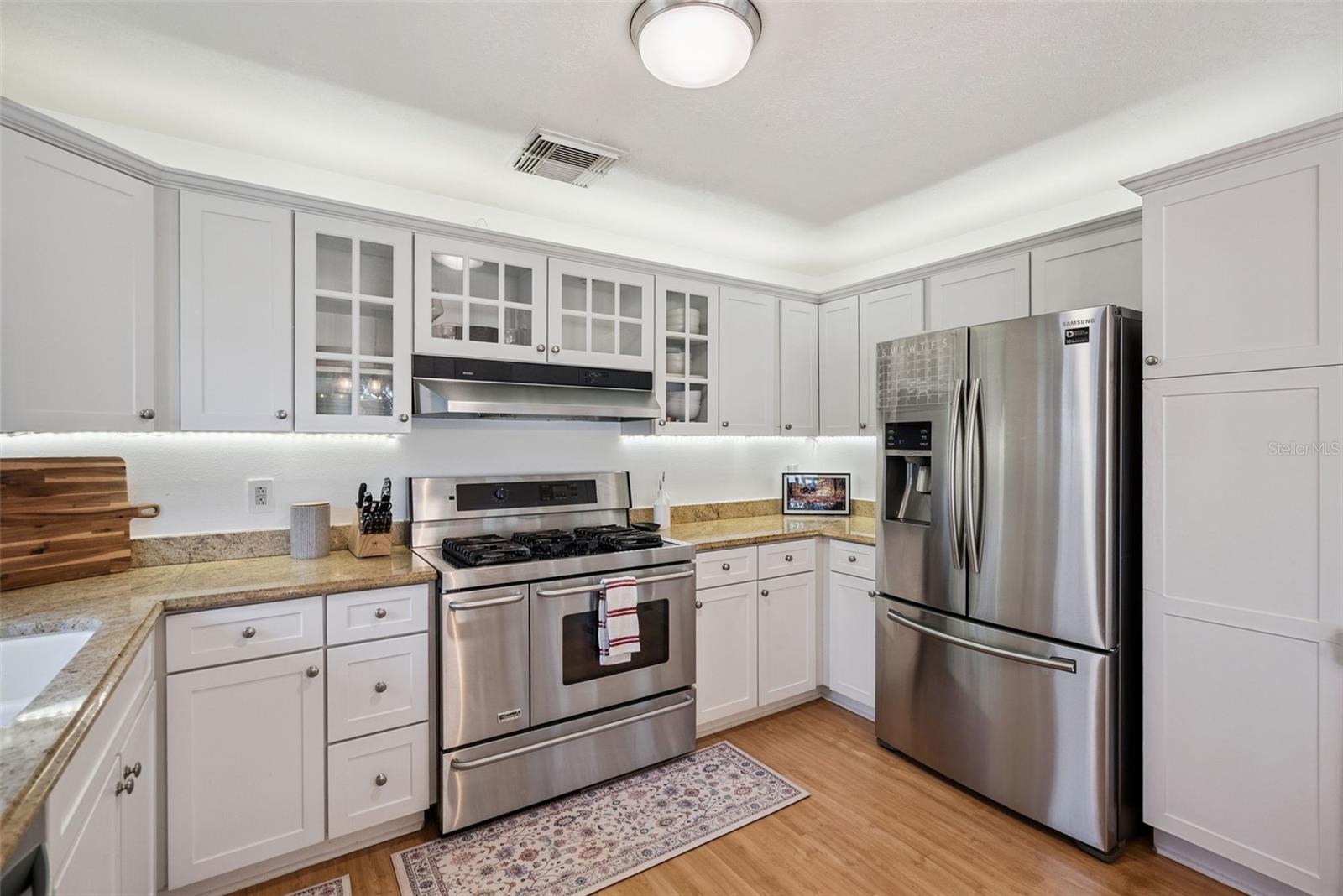 1456 E BROOKSHIRE CT