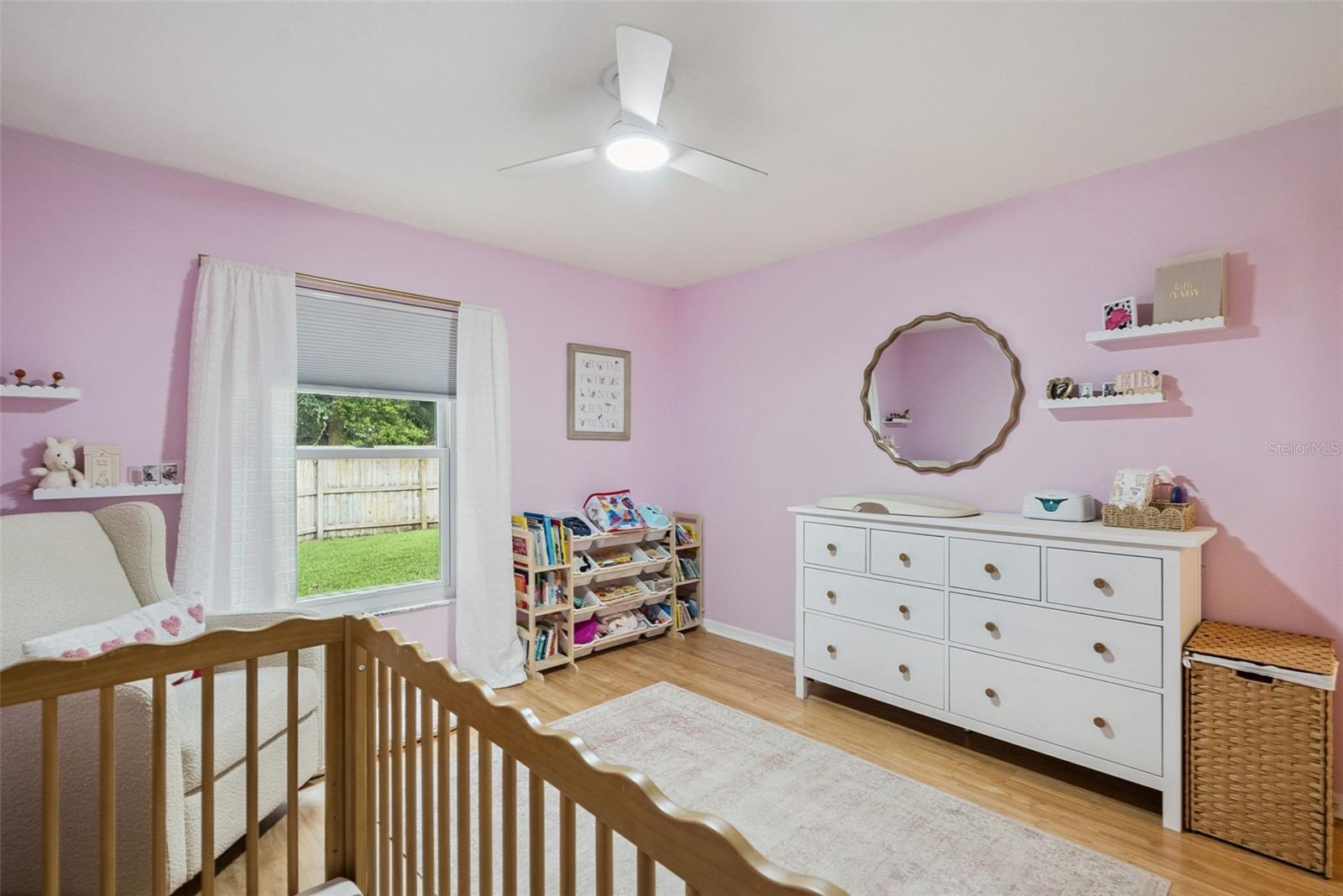 1456 E BROOKSHIRE CT