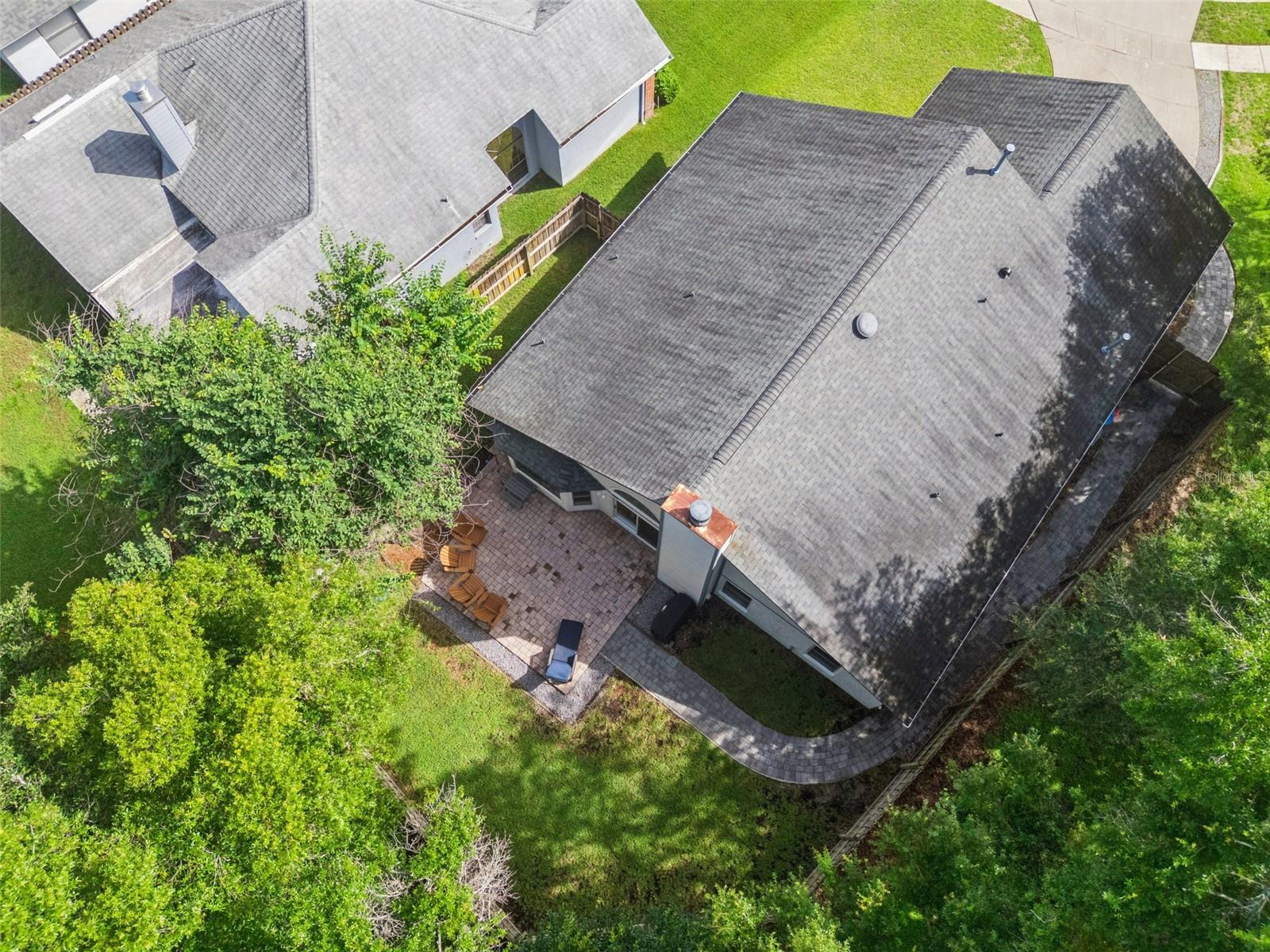 1456 E BROOKSHIRE CT