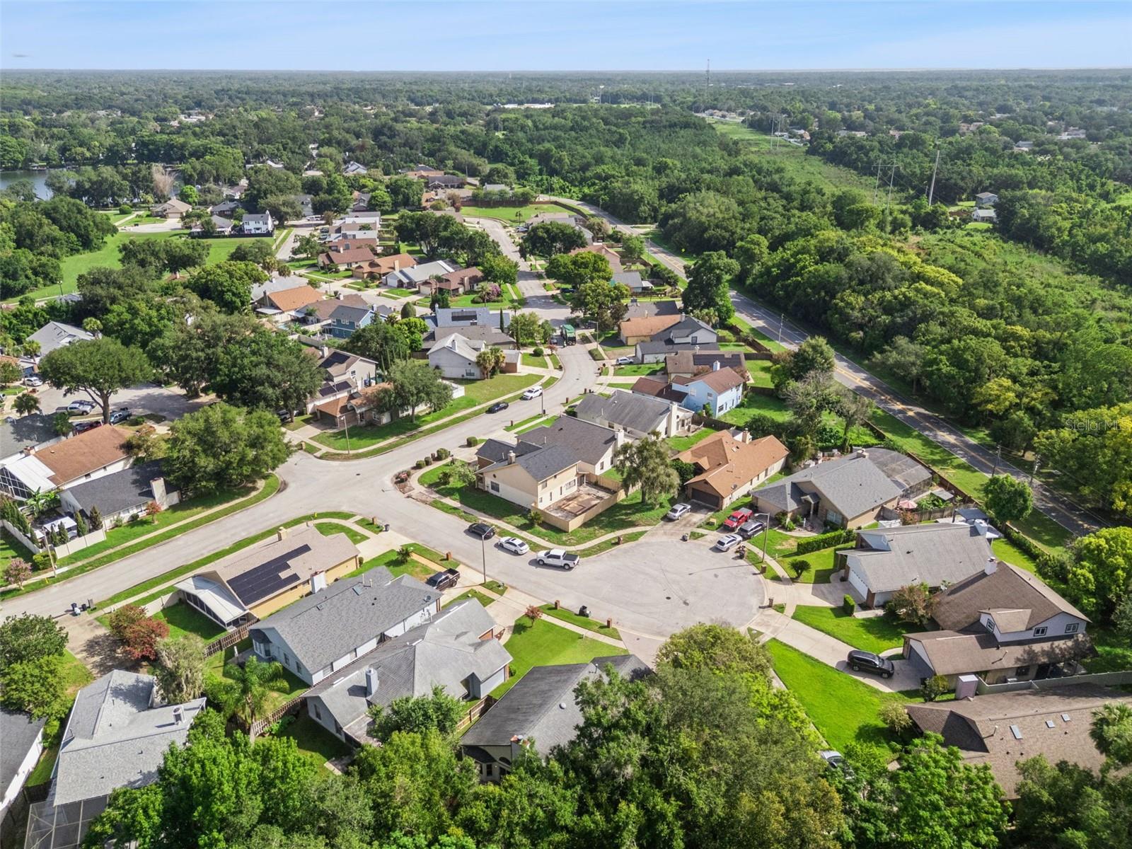 1456 E BROOKSHIRE CT