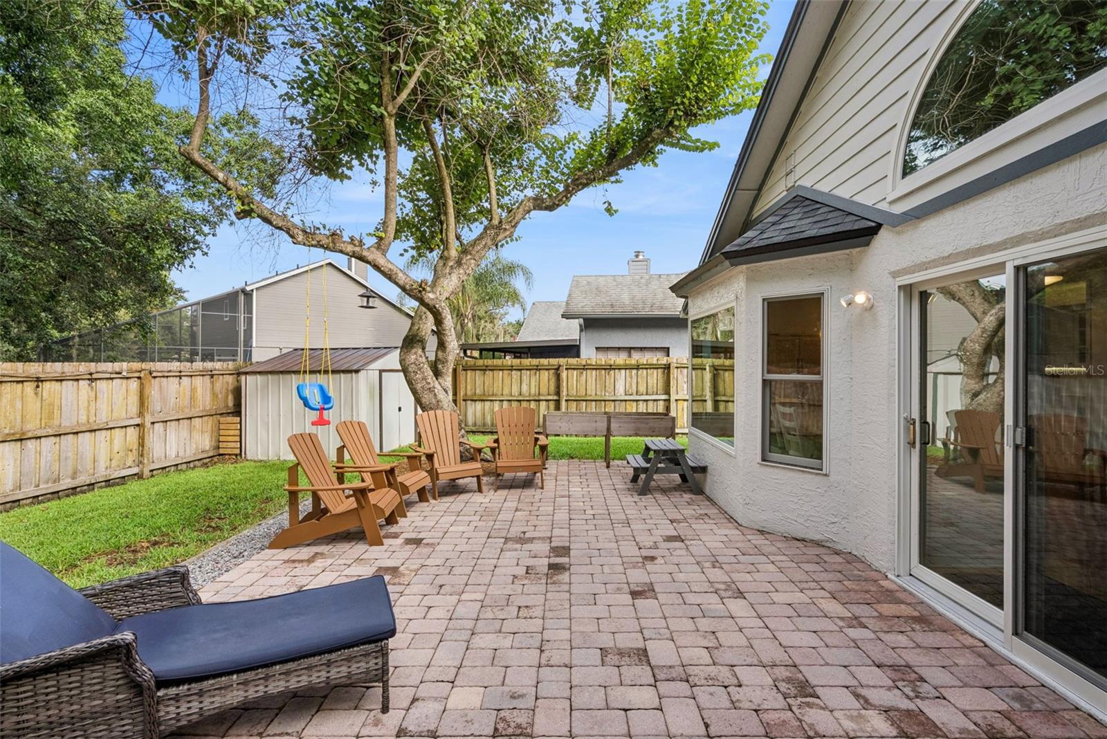 1456 E BROOKSHIRE CT