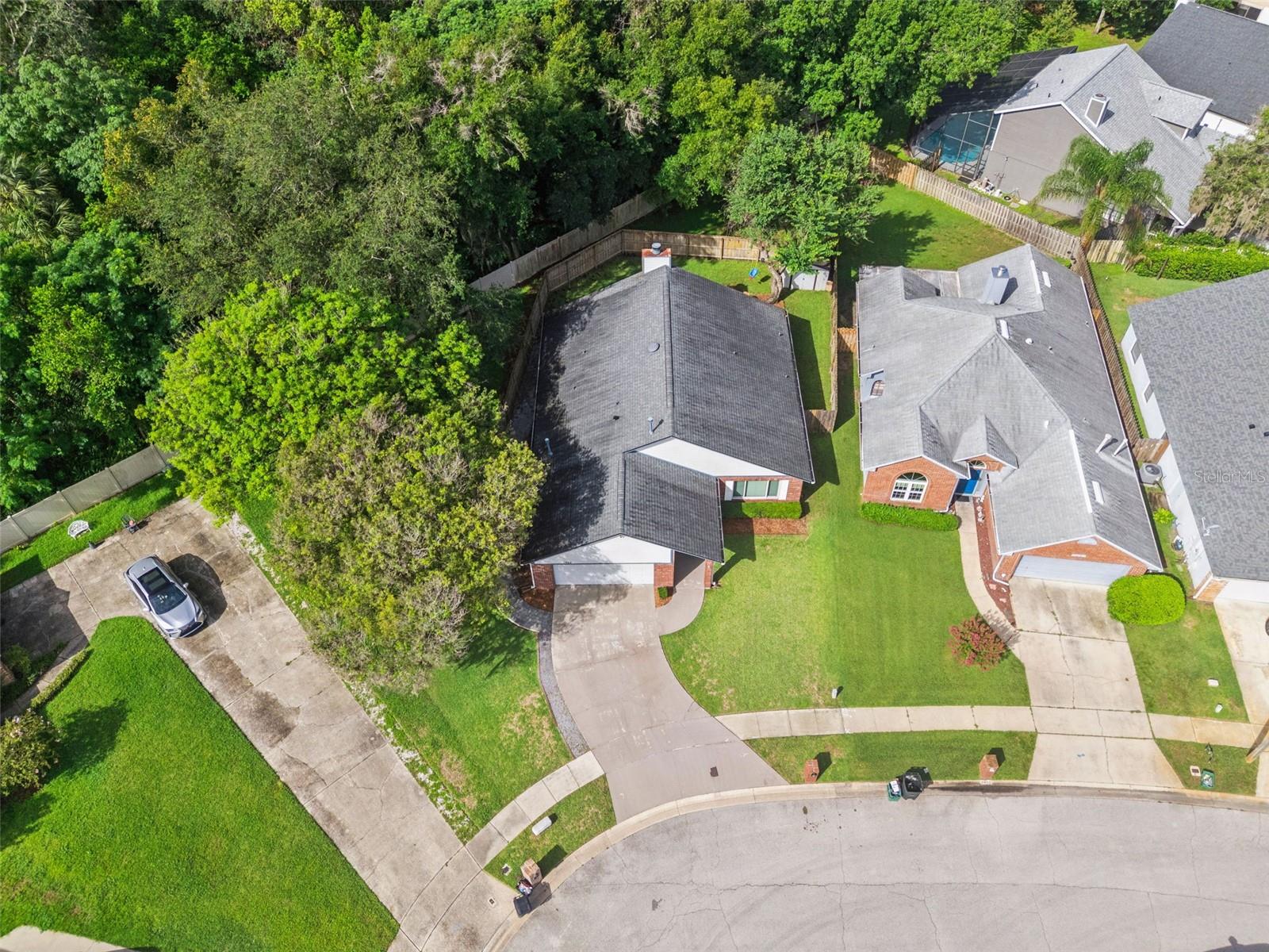 1456 E BROOKSHIRE CT