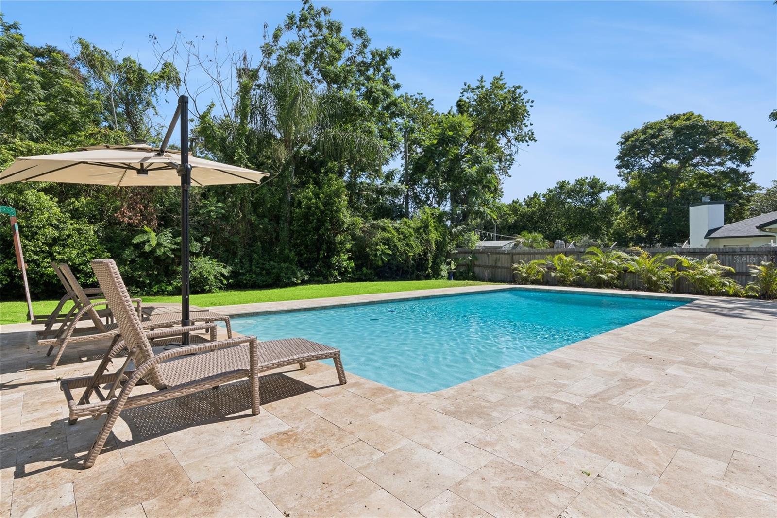 2333 WESTMINSTER CT