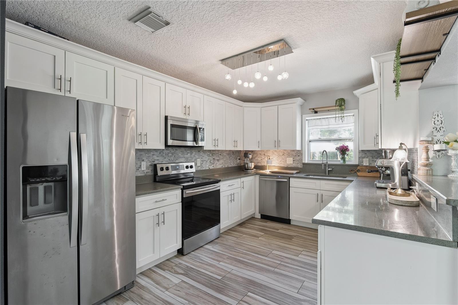 2333 WESTMINSTER CT