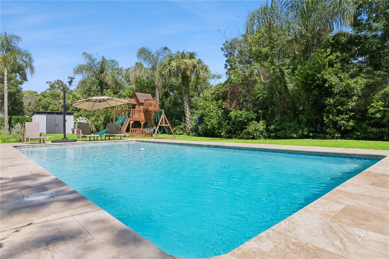 2333 WESTMINSTER CT