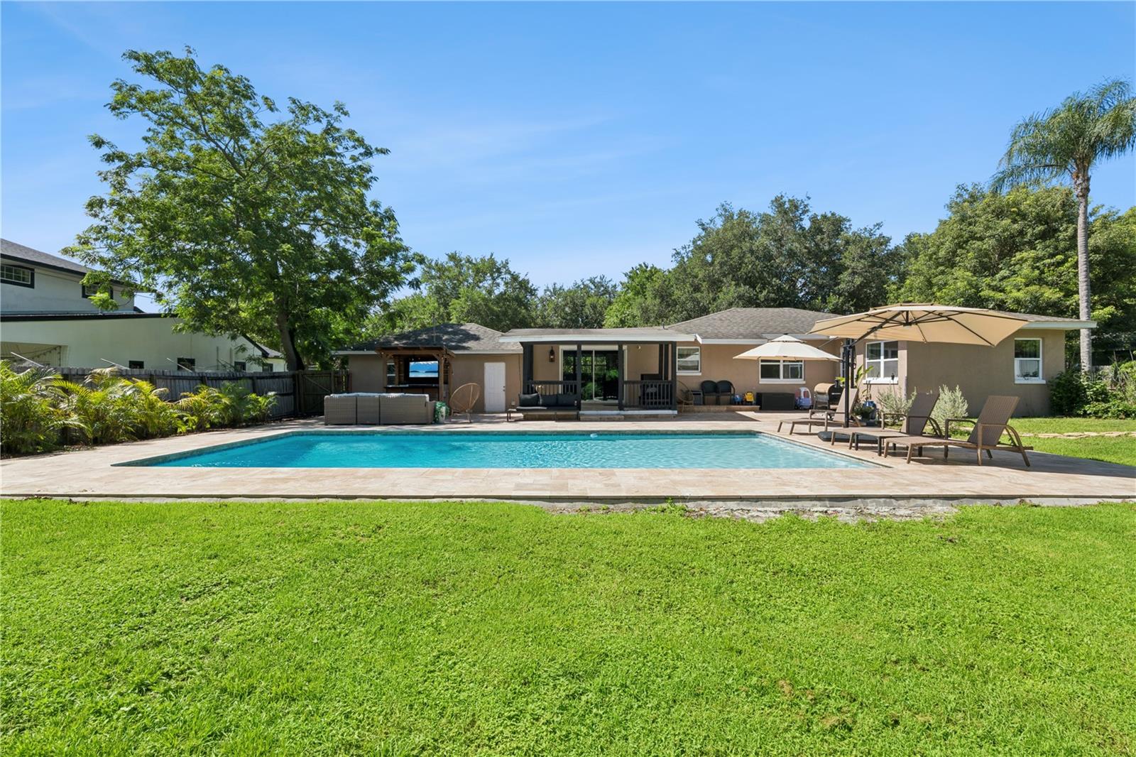 2333 WESTMINSTER CT