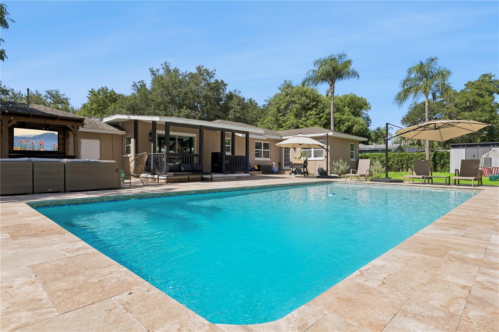 2333 WESTMINSTER CT