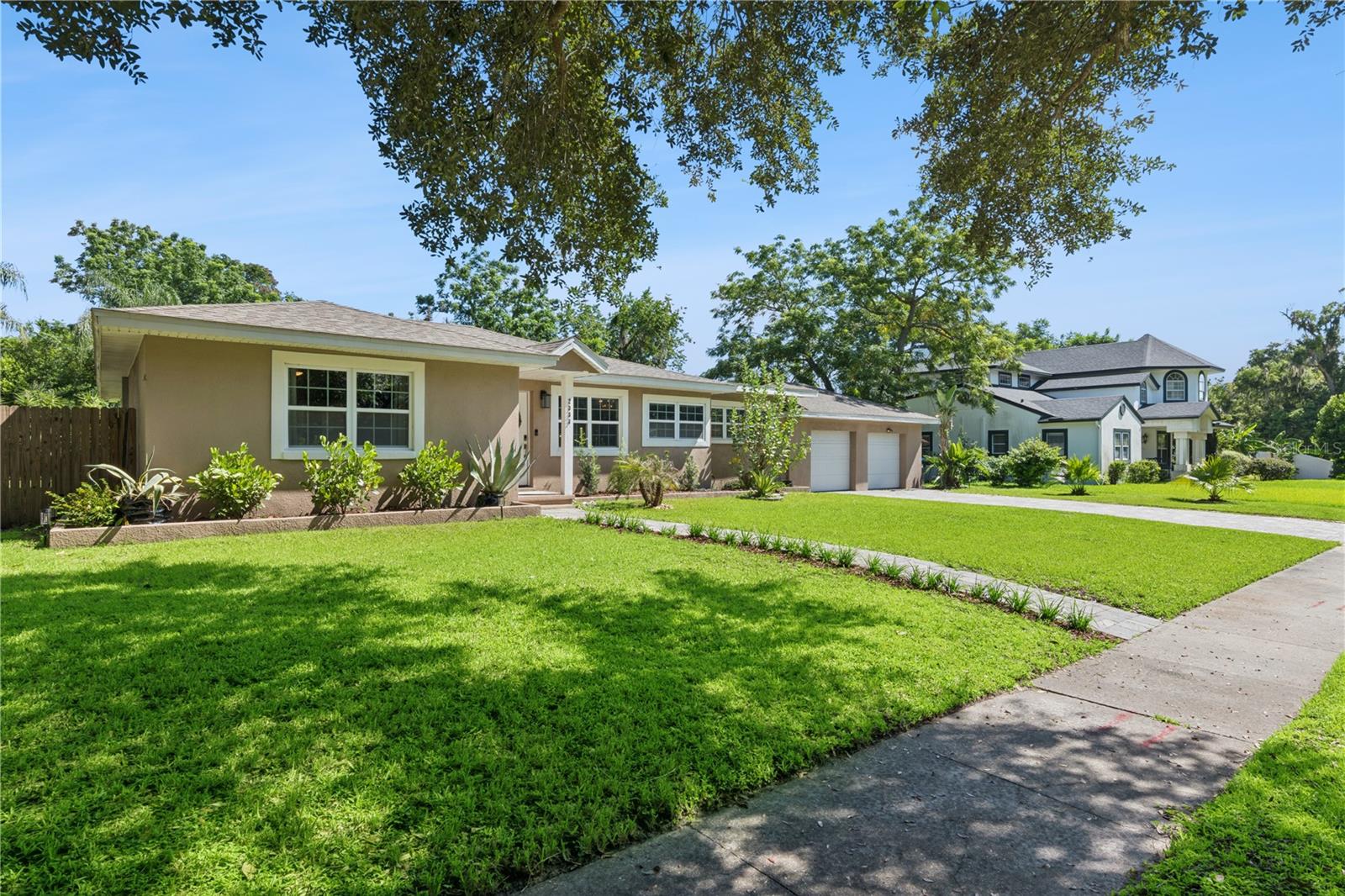 2333 WESTMINSTER CT