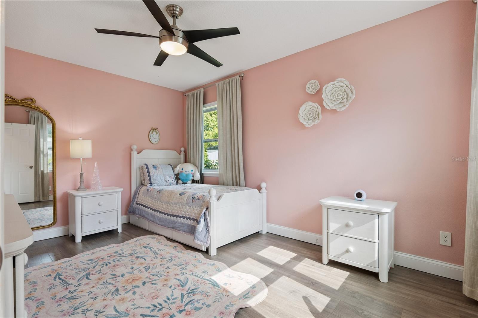 2333 WESTMINSTER CT