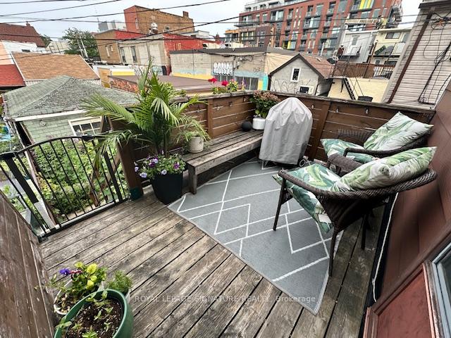 107 Lisgar Street Upper