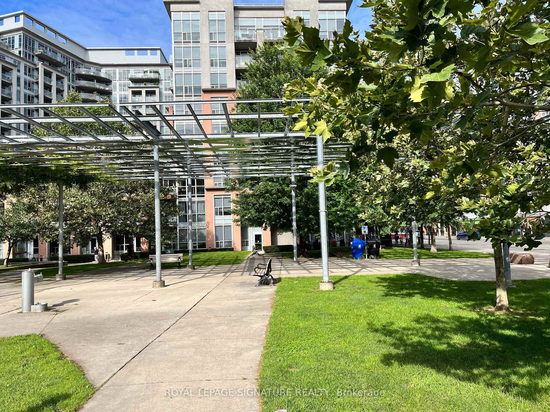 1005 King Street W 610