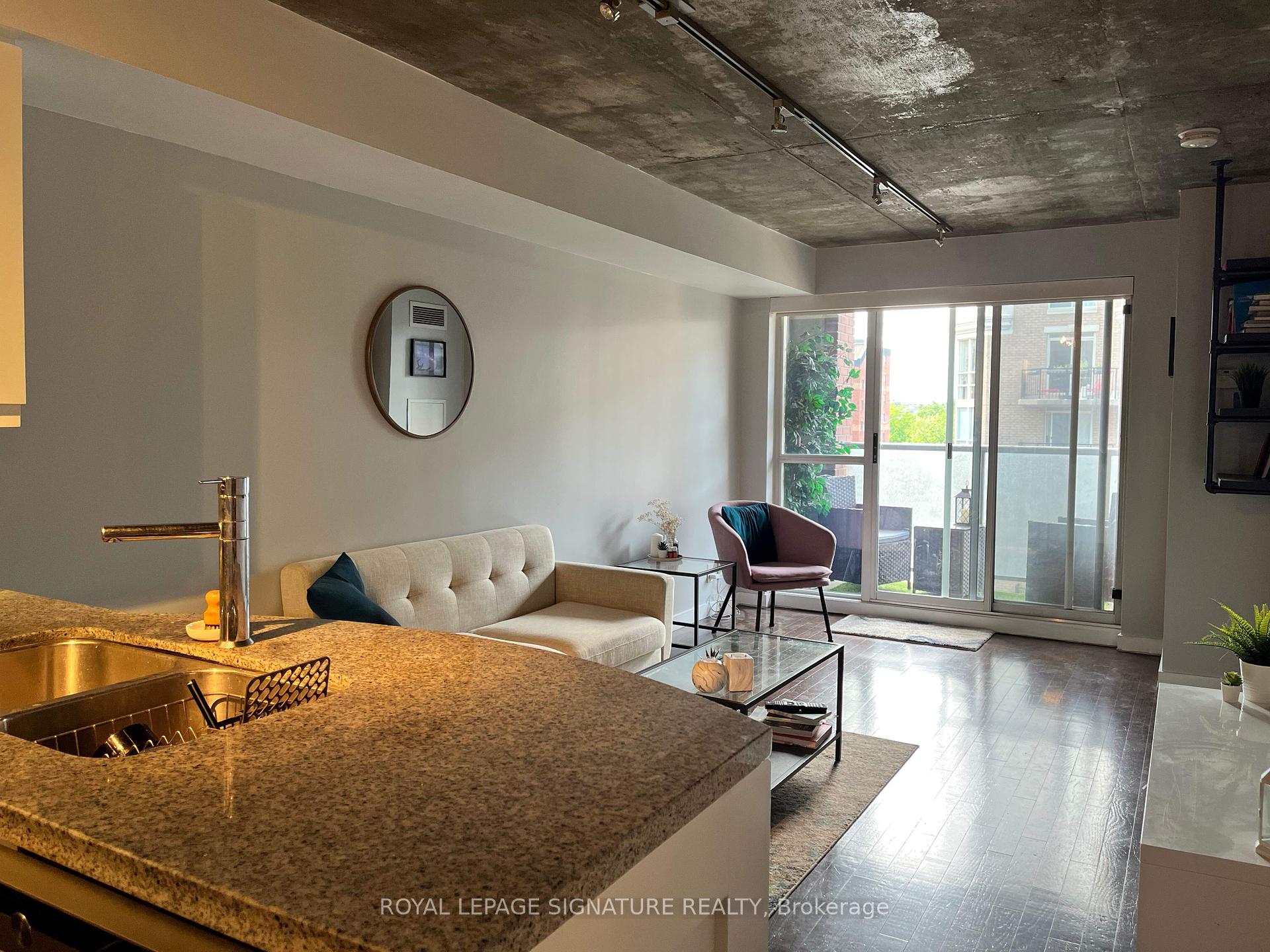 1005 King Street W 610