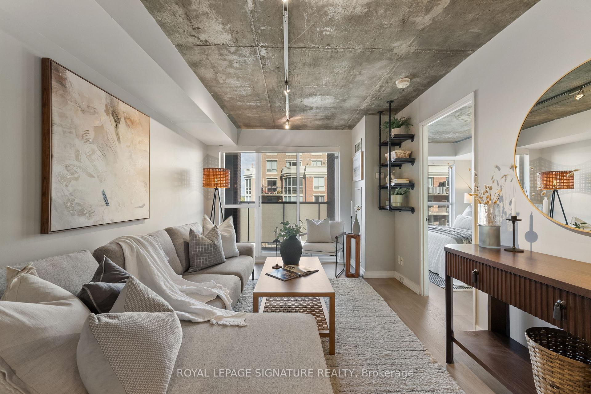 1005 King Street W 610