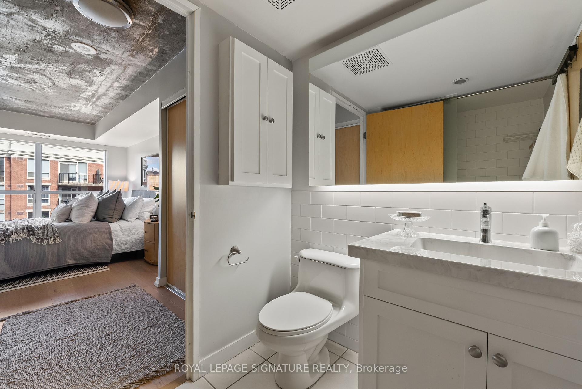 1005 King Street W 610