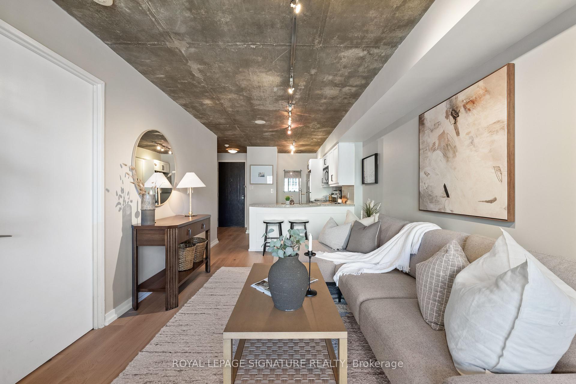 1005 King Street W 610