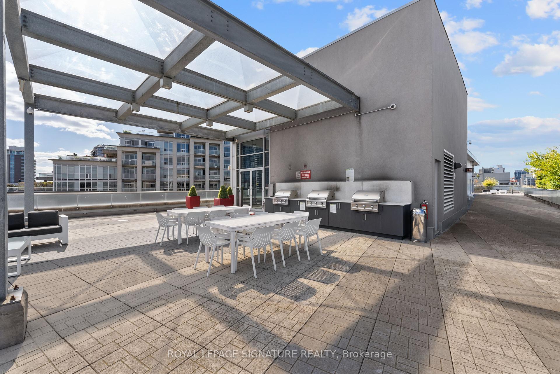 1005 King Street W 610