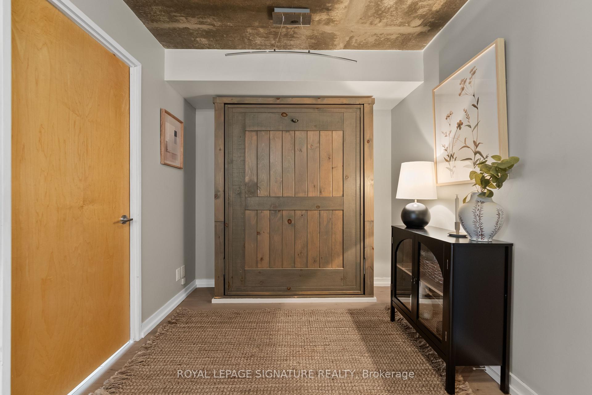 1005 King Street W 610