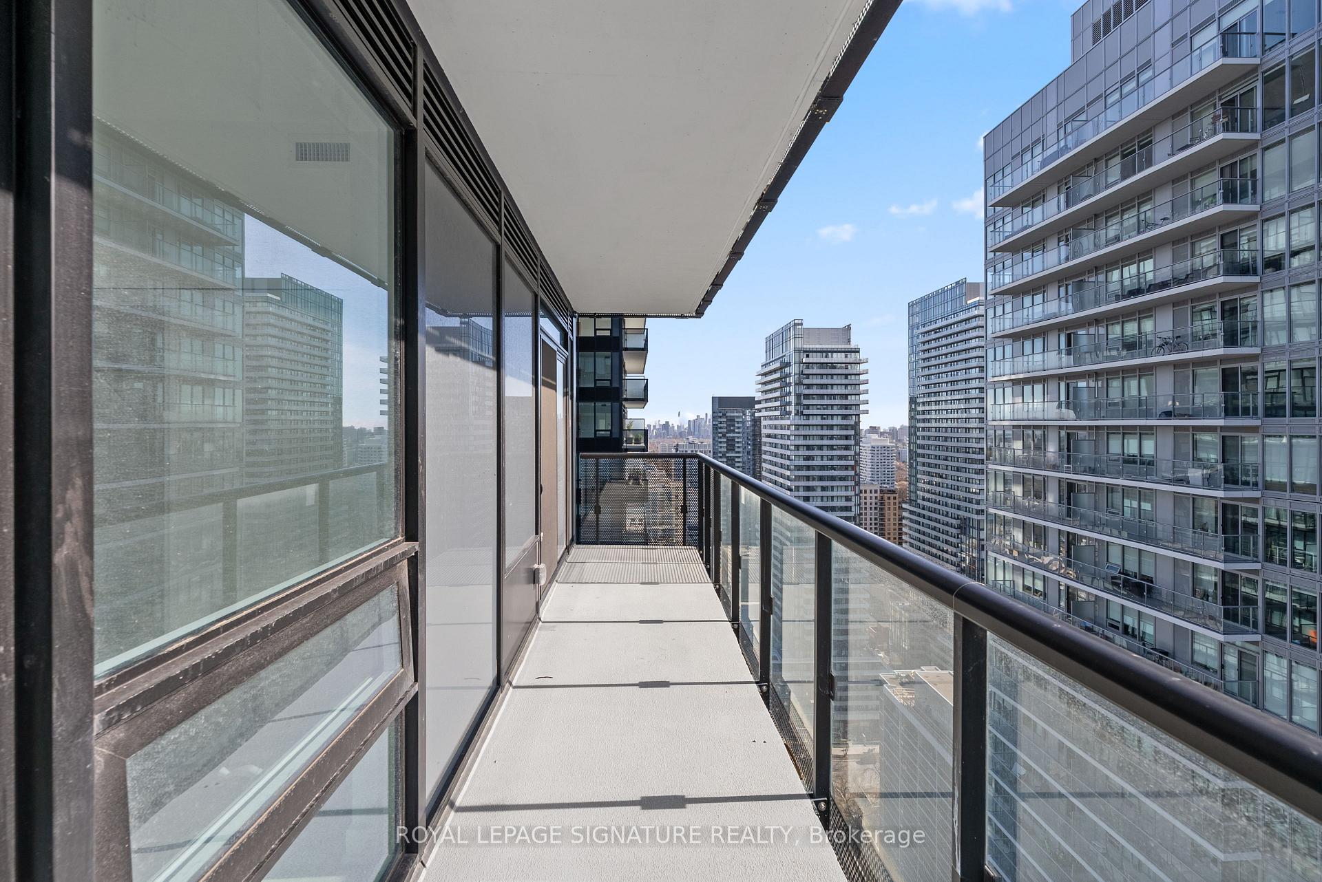 117 Broadway Avenue 2502