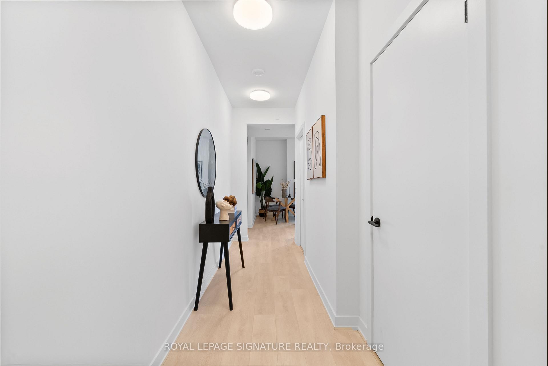 117 Broadway Avenue 2502