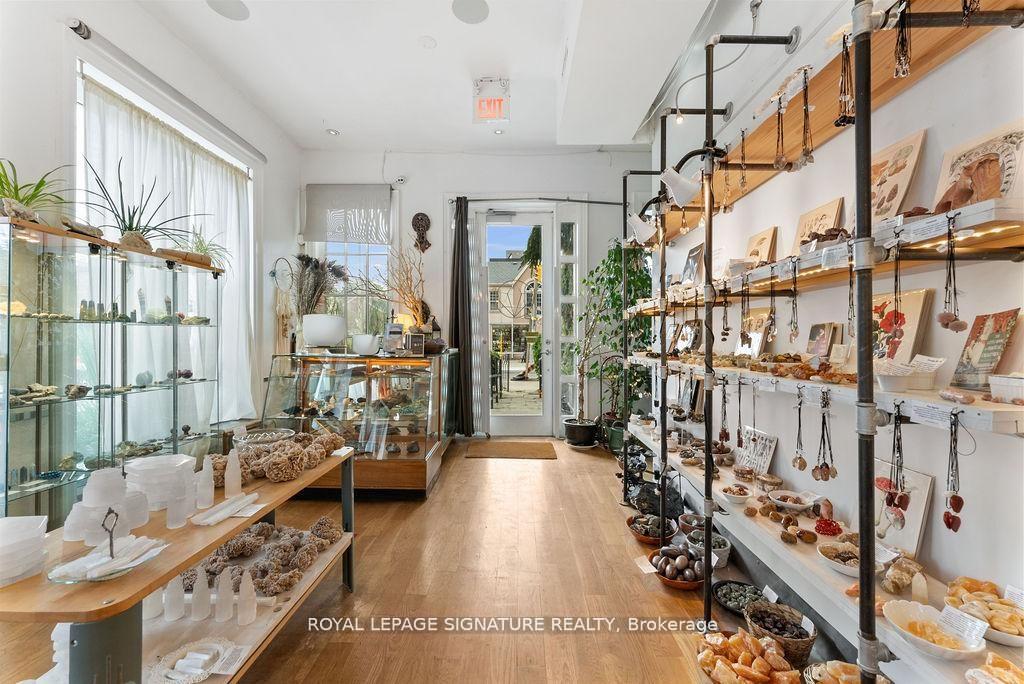 154 Harbord Street, Toronto