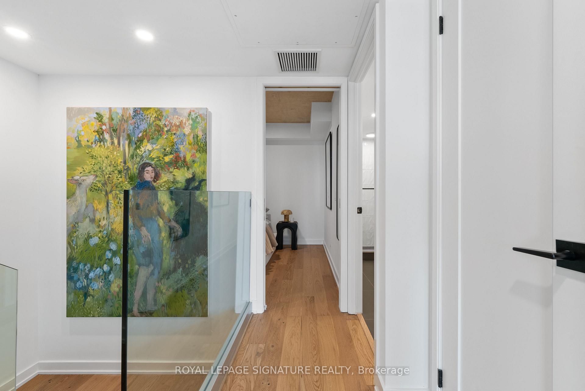 899 College Street PH604, Toronto Unit: PH604
