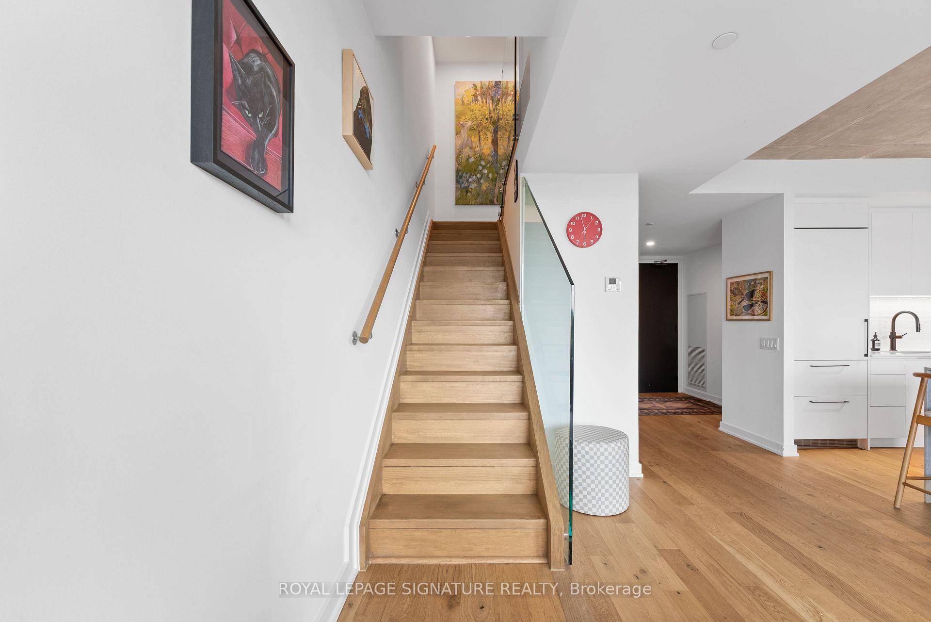 899 College Street PH604, Toronto Unit: PH604